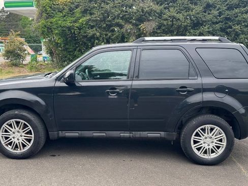 Used 2009 Ford Escape Limited AWD/4WD image 5