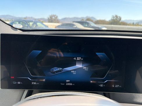 Certified 2024 BMW iX xDrive50 AWD/4WD image 7