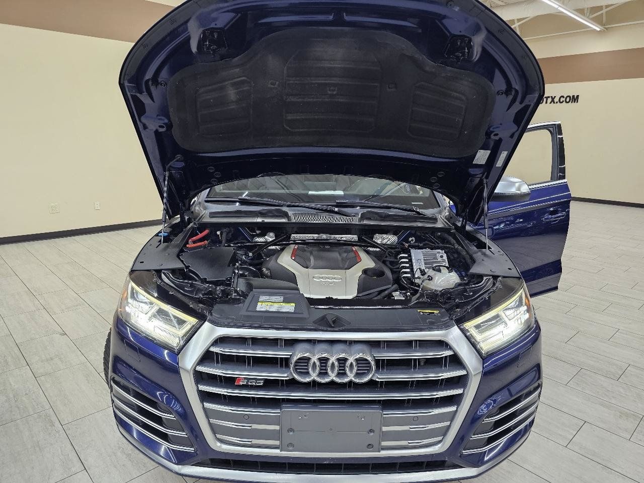 Used 2018 Audi SQ5 Premium Plus w/ S Sport Package AWD/4WD image 45