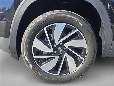 New 2026 Volkswagen Atlas SE FWD image 10