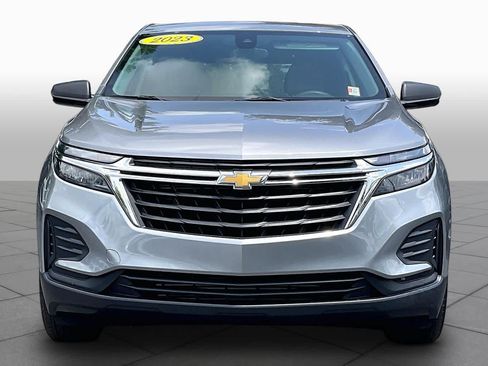 Used 2023 Chevrolet Equinox LS w/ LS Convenience Package FWD image 4