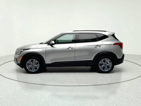 Certified 2024 Kia Seltos S FWD image 3