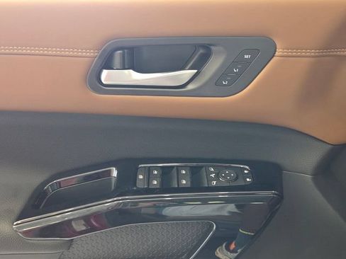 New 2026 Nissan Pathfinder Platinum FWD image 27