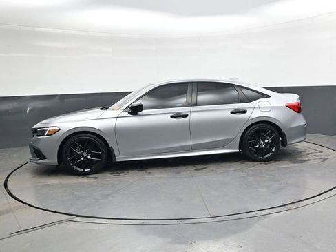 Used 2023 Honda Civic Sport image 8