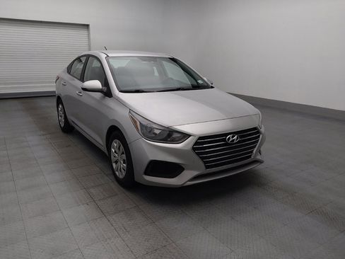 Used 2020 Hyundai Accent SE FWD image 14