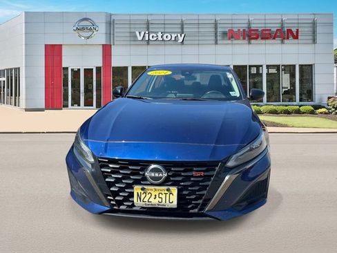 Used 2024 Nissan Altima 2.5 SR FWD image 6