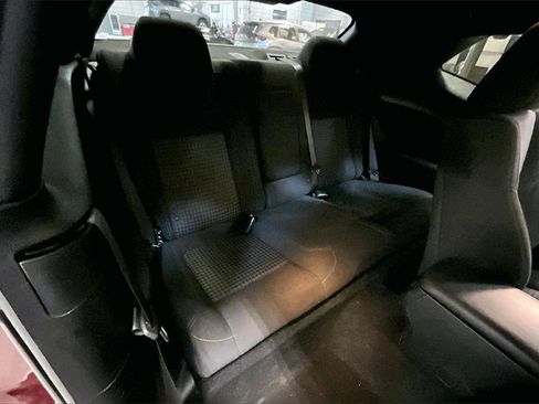 Used 2021 Dodge Challenger SXT image 19