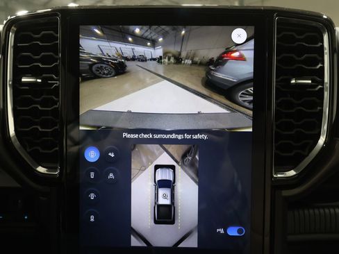 Used 2024 Ford Ranger Lariat w/ FX4 Off-Road Package image 14