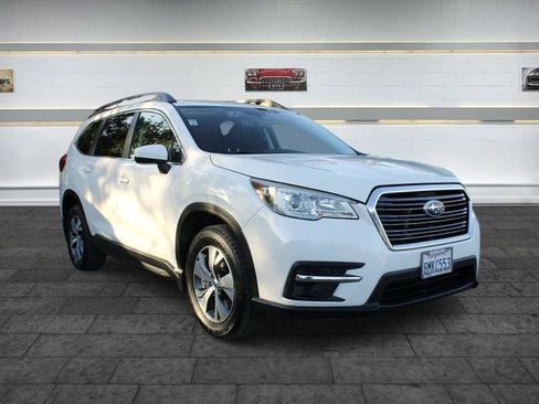 Used 2020 Subaru Ascent Premium w/ Convenience Package AWD/4WD image 1