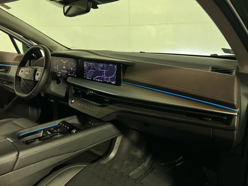 Used 2025 Nissan Murano Platinum w/ Cargo Package image 27