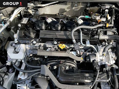 Used 2025 Toyota Corolla LE image 17