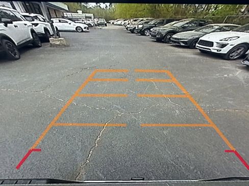 Used 2025 Chevrolet Silverado 1500 LT image 29