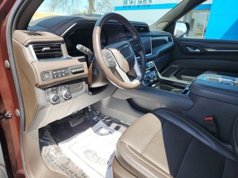 Certified 2022 GMC Yukon XL Denali AWD/4WD image 21