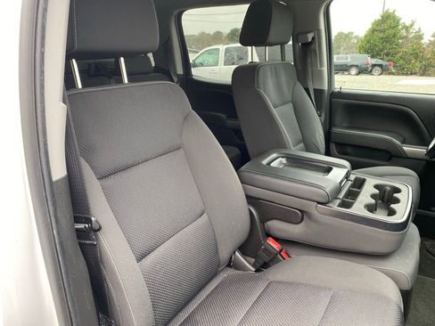 Used 2018 Chevrolet Silverado 1500 LT w/ All Star Edition image 21