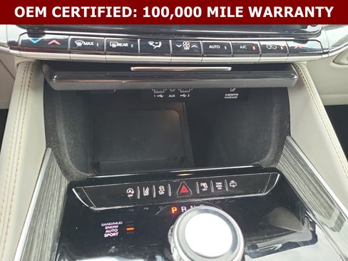 Used 2022 Jeep Wagoneer Series II AWD/4WD image 35