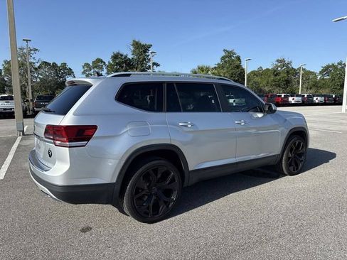 Used 2018 Volkswagen Atlas SE FWD image 3