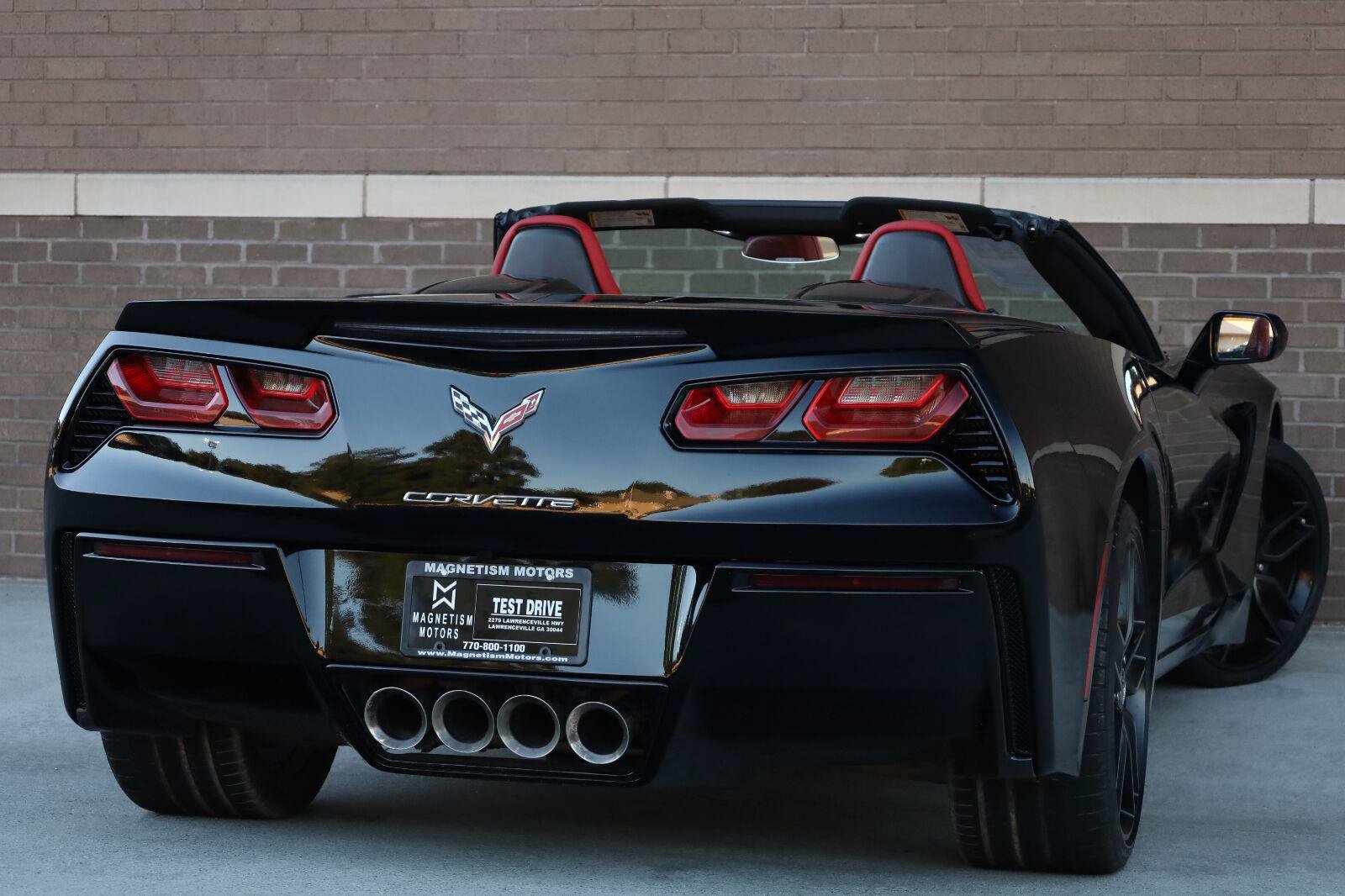 Used 2014 Chevrolet Corvette Stingray Convertible w/ 2LT Preferred Equipment Group RWD image 17