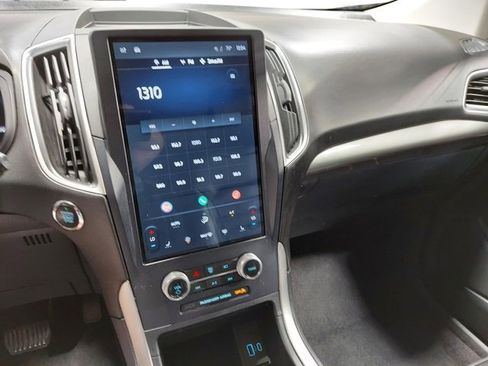 Used 2023 Ford Edge SEL image 26