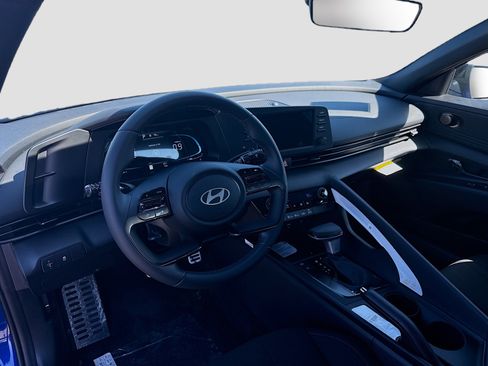 New 2026 Hyundai Elantra Sport image 7