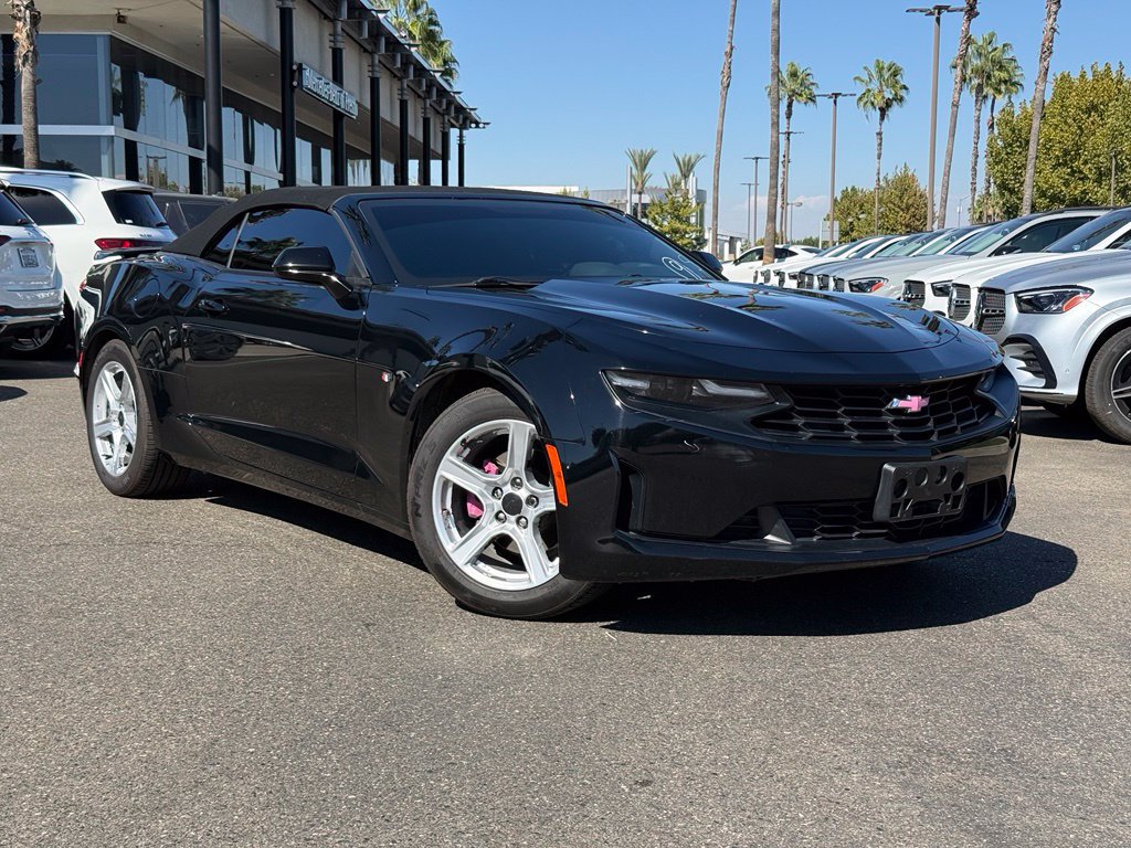 Used 2023 Chevrolet Camaro LT RWD image 1