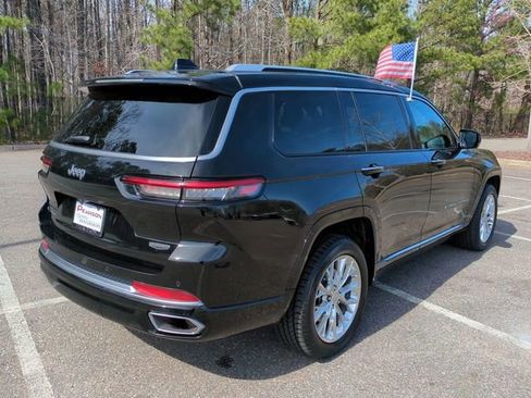 Used 2021 Jeep Grand Cherokee L Summit w/ Luxury Tech Group V image 4