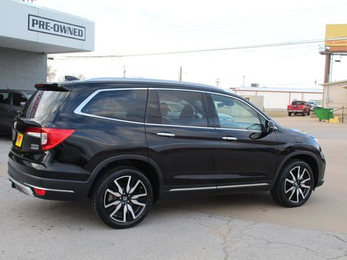 Used 2021 Honda Pilot Touring image 4
