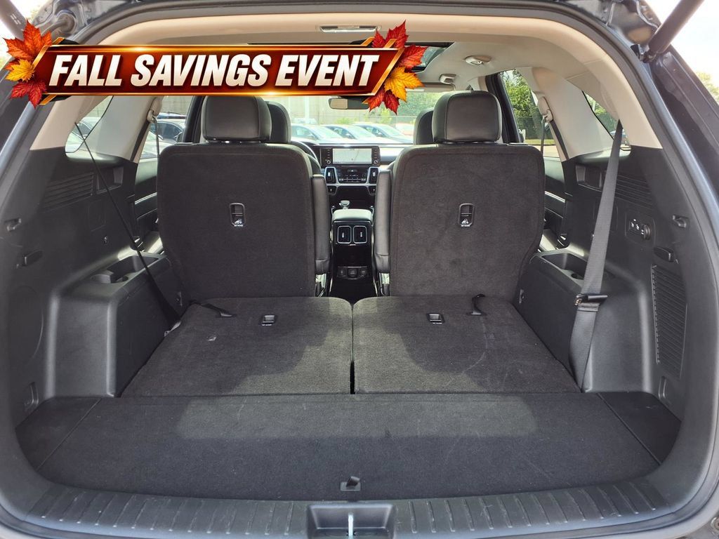 Certified 2023 Kia Sorento SX AWD/4WD image 13