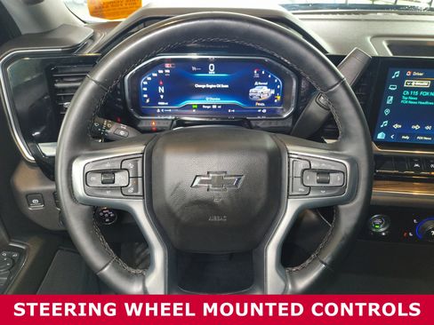 Used 2024 Chevrolet Silverado 1500 RST image 9