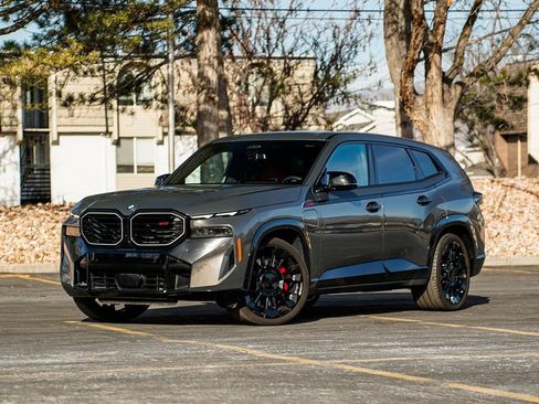 Used 2025 BMW XM Label Red image 1