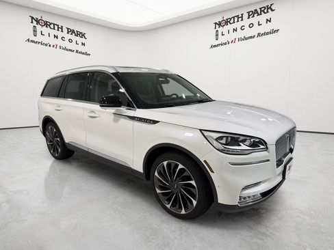 Used 2020 Lincoln Aviator Reserve w/ Equipment Group 202A AWD/4WD image 7