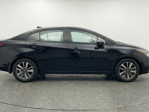 Used 2025 Nissan Versa SV image 11
