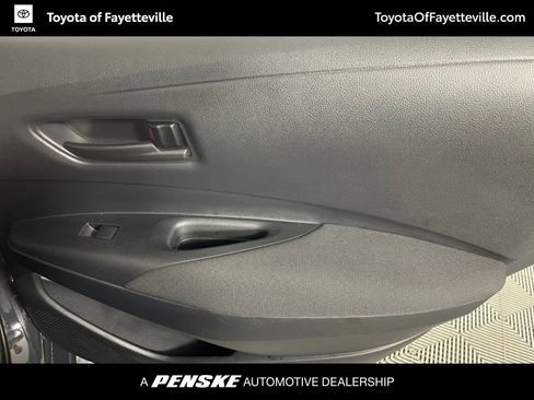 Used 2025 Toyota Corolla LE FWD image 15