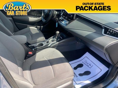 Used 2022 Toyota Corolla LE FWD image 15