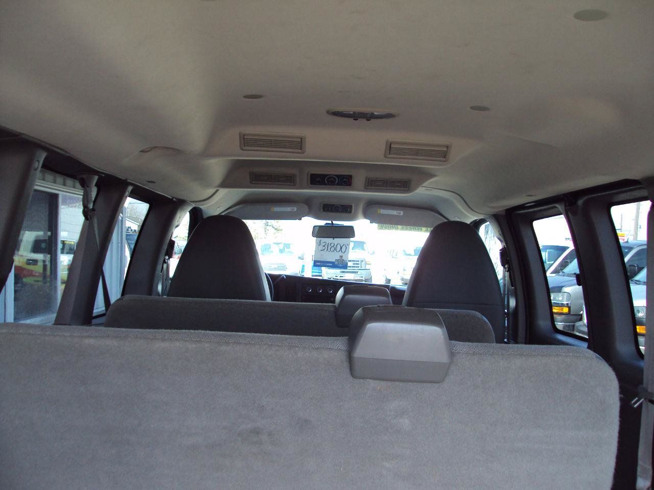 Used 2014 Chevrolet Express 1500 LT w/ LT Preferred Equipment Group AWD/4WD image 9
