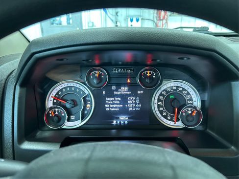 Used 2022 RAM 1500 Classic SLT w/ Electronics Group AWD/4WD image 14