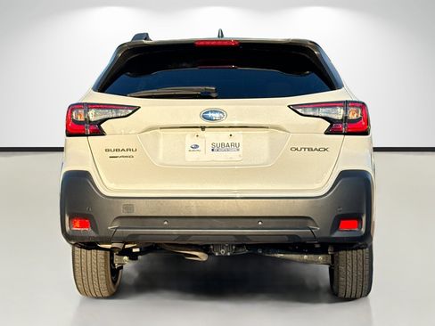 Certified 2024 Subaru Outback Onyx Edition image 4