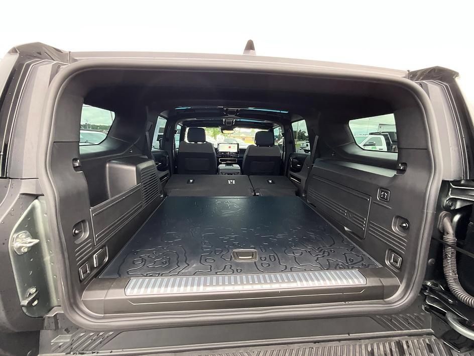 Used 2024 GMC Hummer EV 3X AWD/4WD image 8