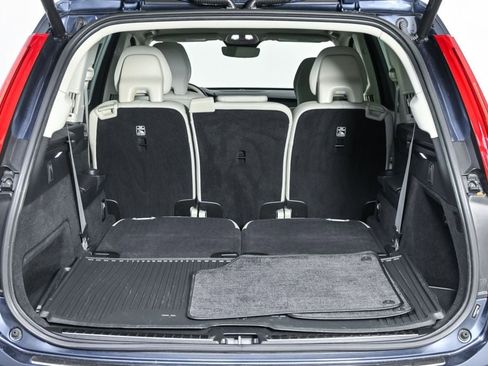 Certified 2023 Volvo XC90 B6 Plus w/ Protection Package Premier AWD/4WD image 33