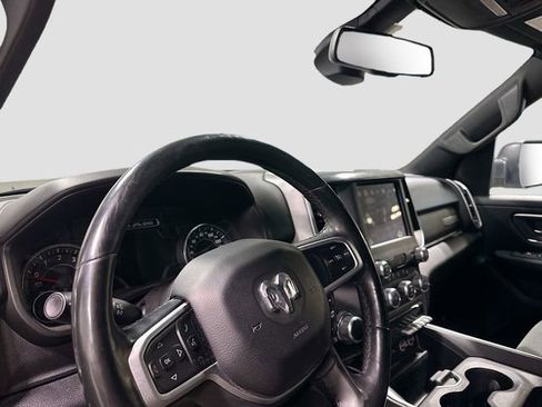 Used 2019 RAM 1500 Big Horn AWD/4WD image 11