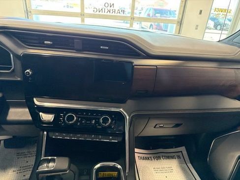 Used 2024 GMC Sierra 1500 Denali Ultimate AWD/4WD image 27