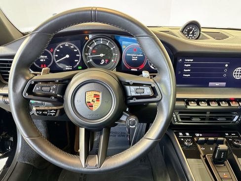 Used 2022 Porsche 911 Carrera image 13