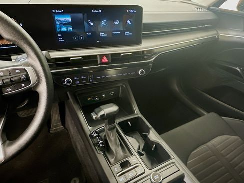 Used 2025 Kia K5 LXS image 25