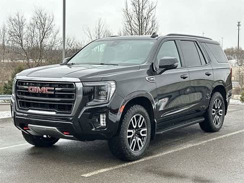 Used 2021 GMC Yukon AT4 image 1