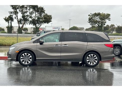Used 2022 Honda Odyssey EX-L image 7