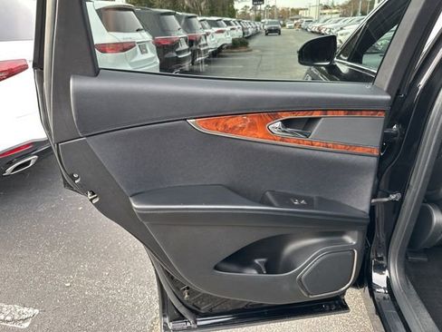 Used 2018 Lincoln MKX Select w/ Select Plus Package image 24