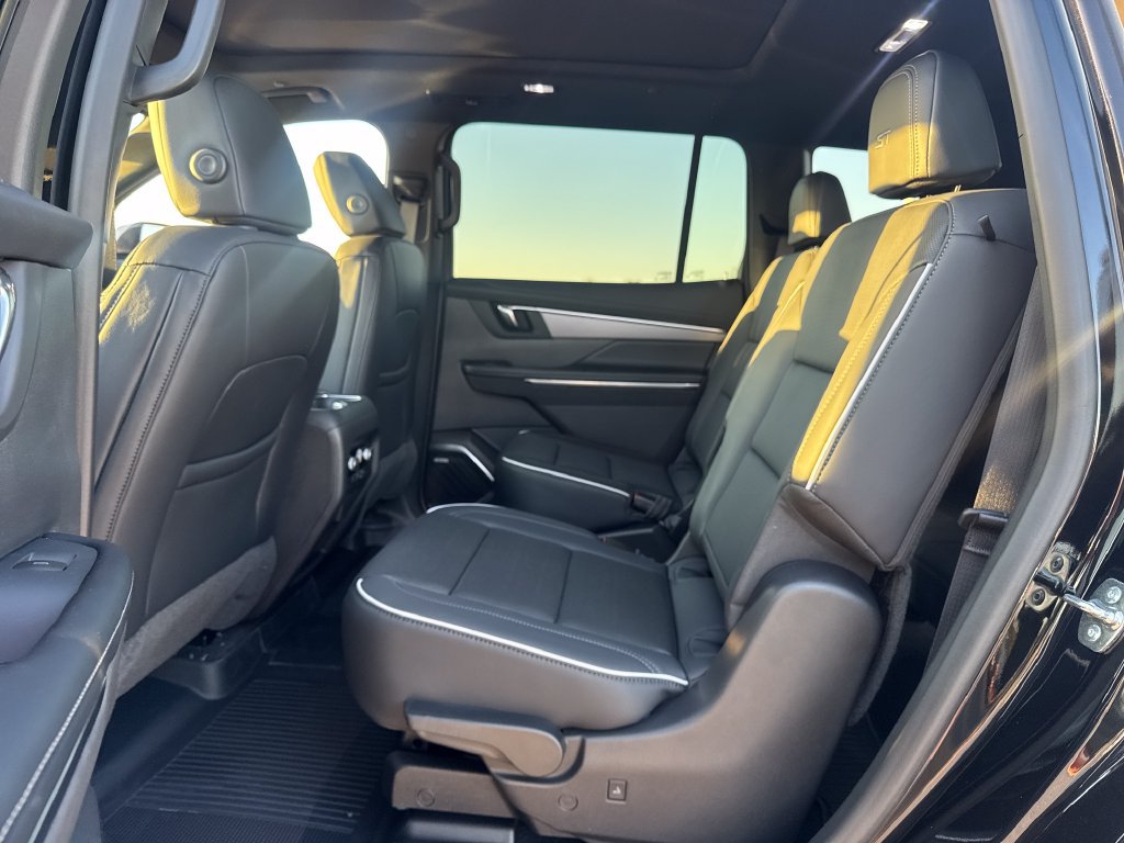 New 2027 Buick Enclave Sport Touring w/ Power Package FWD image 14