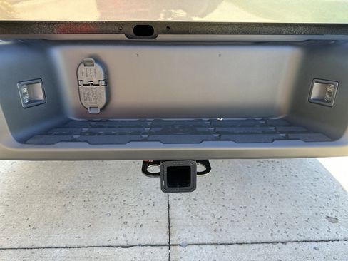 New 2026 Nissan Frontier PRO-4X w/ Pro-4x Convenience Package image 7