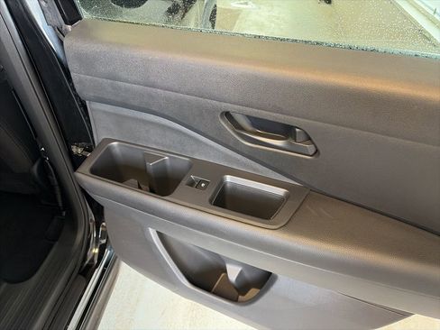 Used 2023 Nissan Pathfinder SV w/ Cargo Package image 15