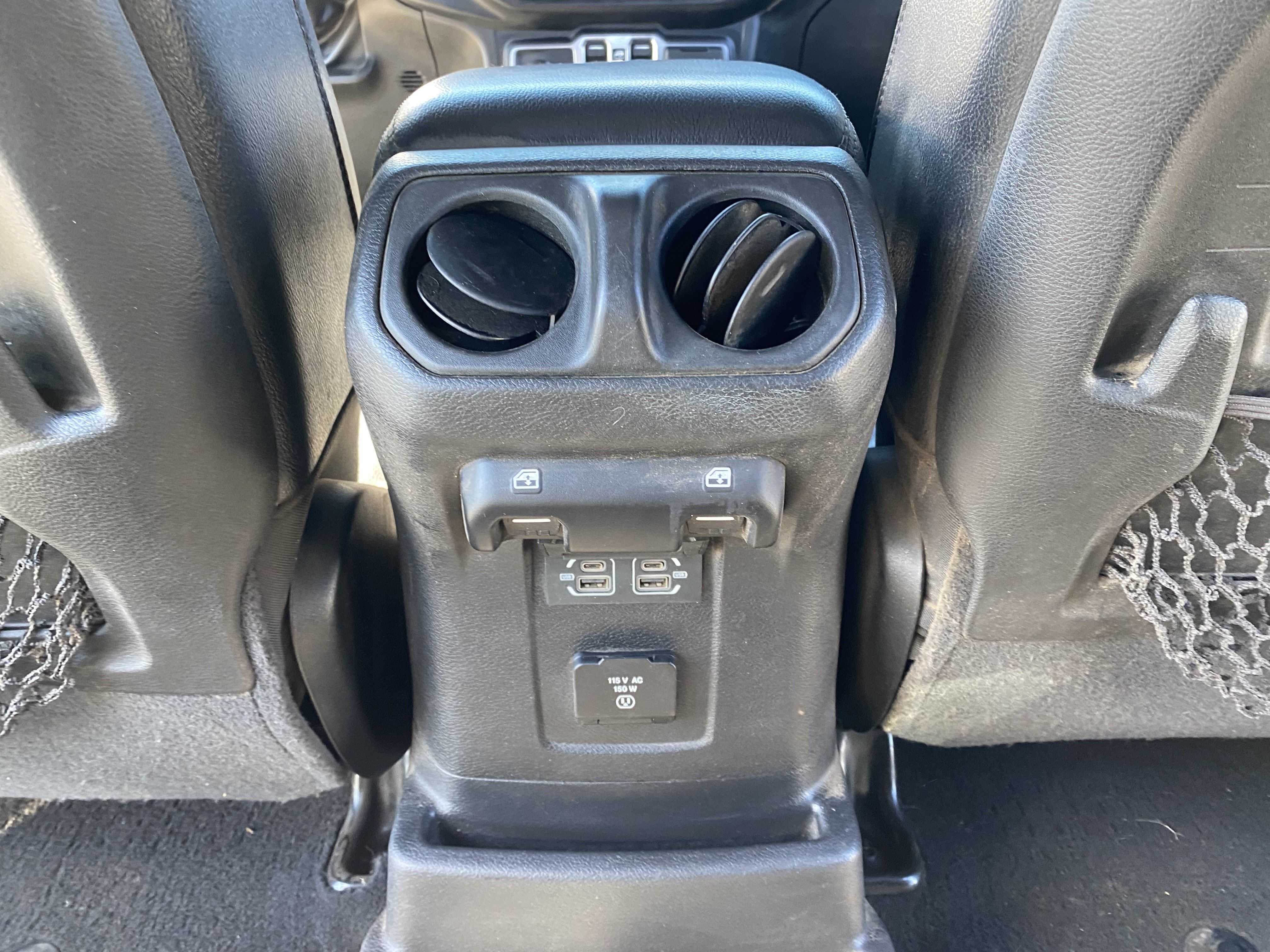 Used 2023 Jeep Wrangler Unlimited Rubicon 4xe AWD/4WD image 24
