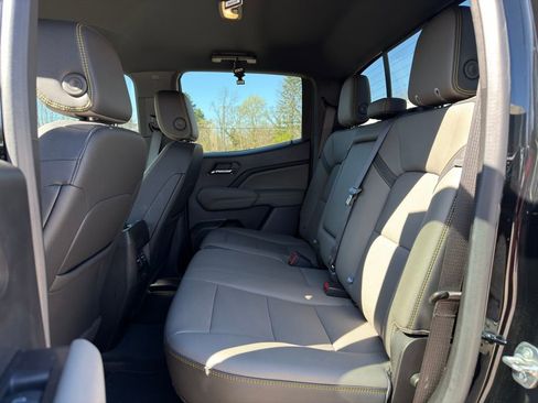 Used 2024 Chevrolet Colorado ZR2 w/ ZR2 Convenience Package III image 4